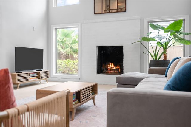 903 Daria Drive, Houston, TX 77079