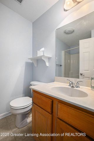 2505 Arbor Forest Drive 11, Lansing, MI 48910