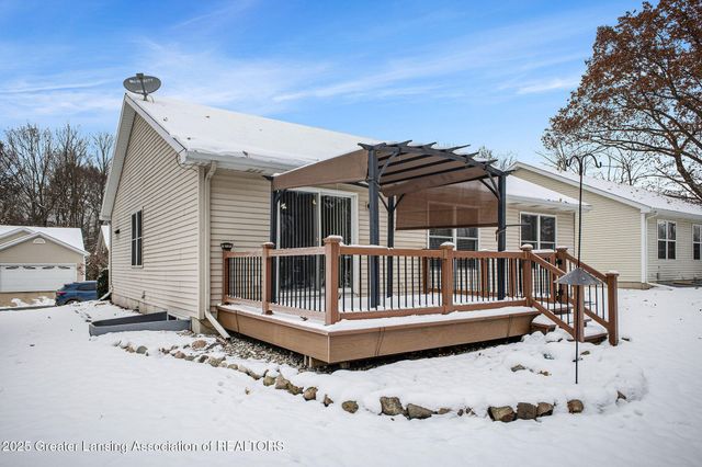 2505 Arbor Forest Drive 11, Lansing, MI 48910