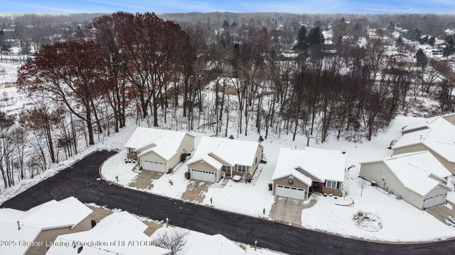 2505 Arbor Forest Drive 11, Lansing, MI 48910