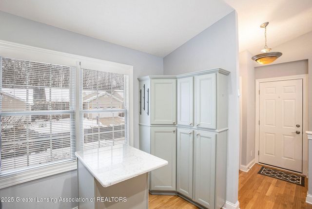 2505 Arbor Forest Drive 11, Lansing, MI 48910