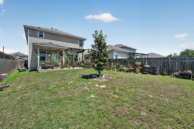 266 Twisted Oaks LN, Buda, TX 78610