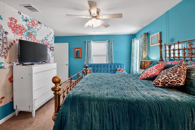 266 Twisted Oaks LN, Buda, TX 78610