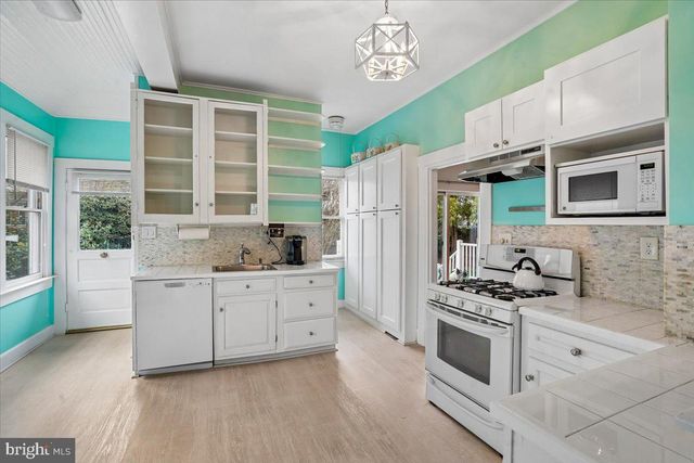 3130 5TH ST N, Arlington, VA 22201