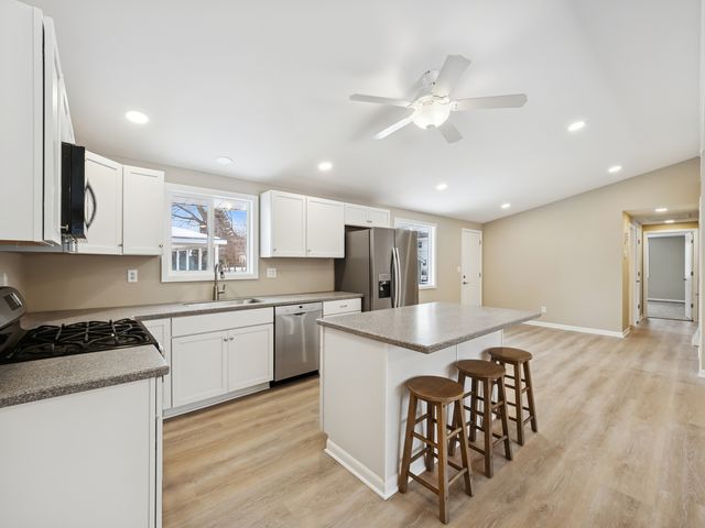 38840 N Park Avenue, Beach Park, IL 60099