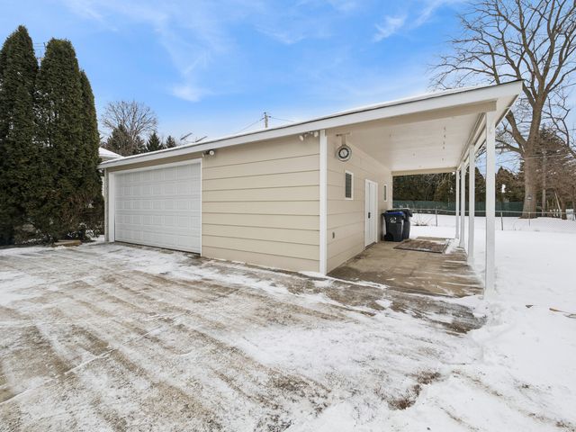 38840 N Park Avenue, Beach Park, IL 60099