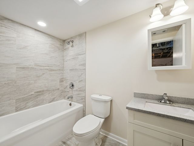 38840 N Park Avenue, Beach Park, IL 60099