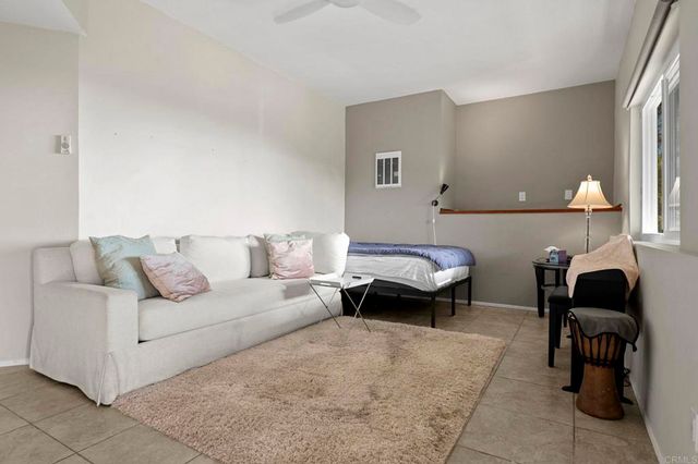 1551 Via Del Corvo, San Marcos, CA 92078