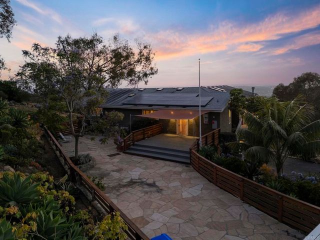 1551 Via Del Corvo, San Marcos, CA 92078