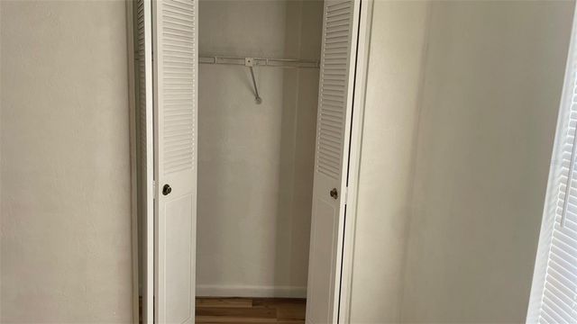 2124 NE 58TH STREET, Ocala, FL 34479