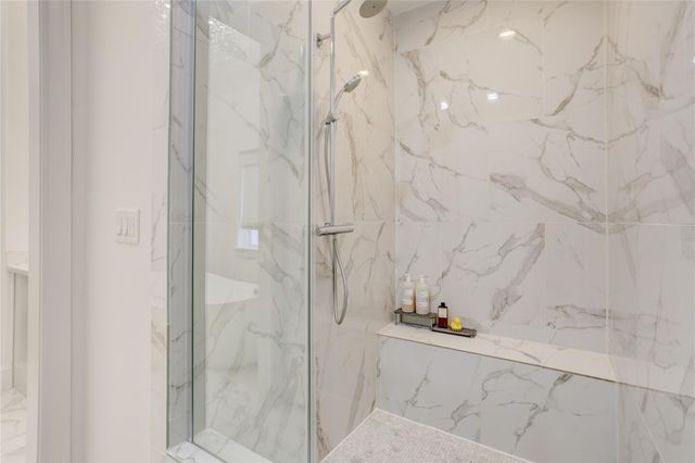3317 W 11th Street, Houston, TX 77008
