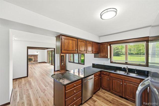 29940 29 Mile Road, Lenox, MI 48048