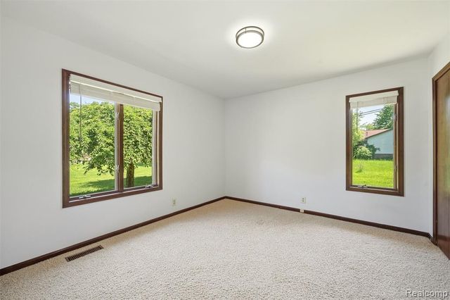 29940 29 Mile Road, Lenox, MI 48048