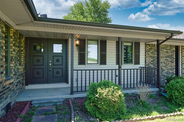 29940 29 Mile Road, Lenox, MI 48048