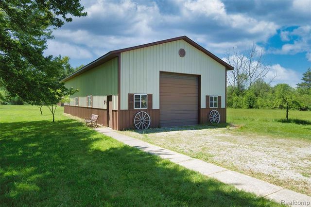 29940 29 Mile Road, Lenox, MI 48048