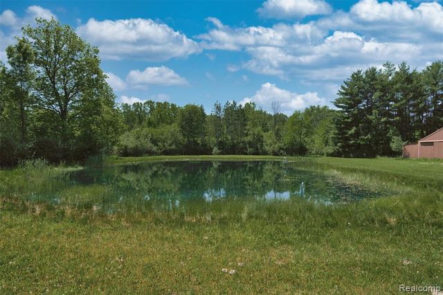 29940 29 Mile Road, Lenox, MI 48048