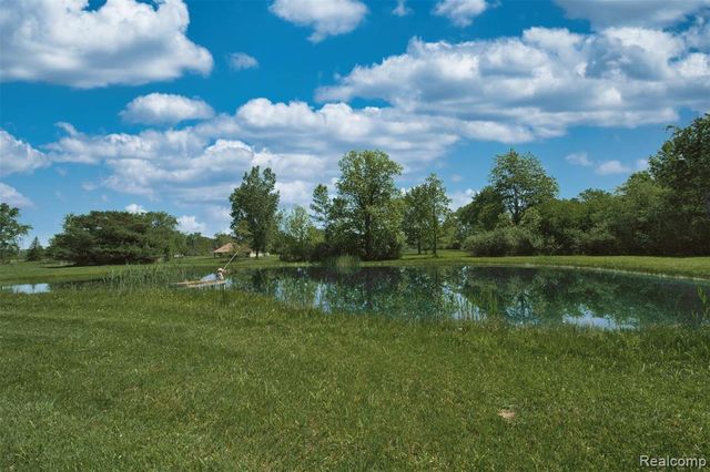29940 29 Mile Road, Lenox, MI 48048