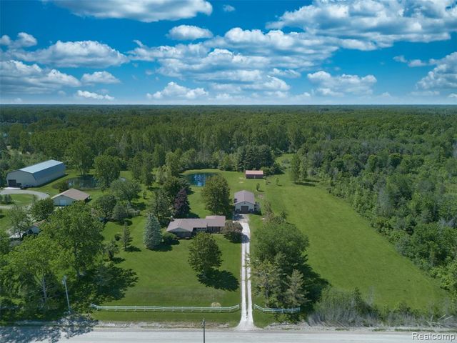 29940 29 Mile Road, Lenox, MI 48048