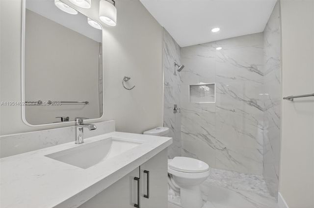 8127 Songbird Ter, Boca Raton, FL 33496