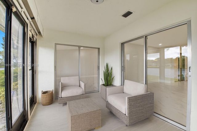 8127 Songbird Ter, Boca Raton, FL 33496