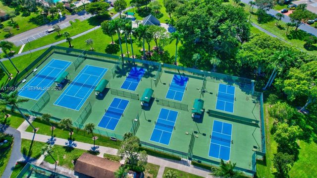 8127 Songbird Ter, Boca Raton, FL 33496