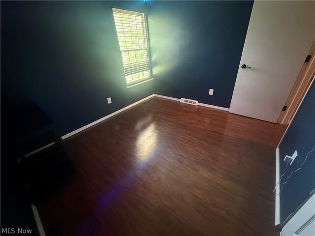 20462 Williamsburg Court, Middleburg Heights, OH 44130