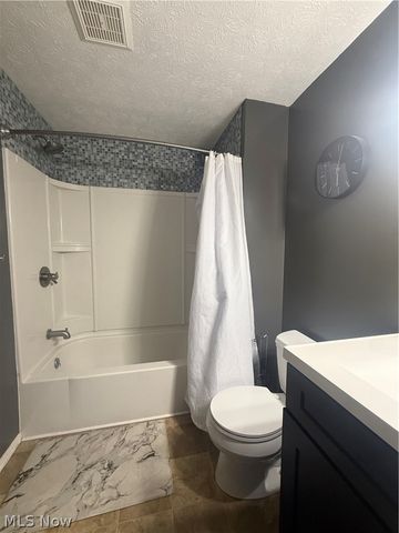 20462 Williamsburg Court, Middleburg Heights, OH 44130