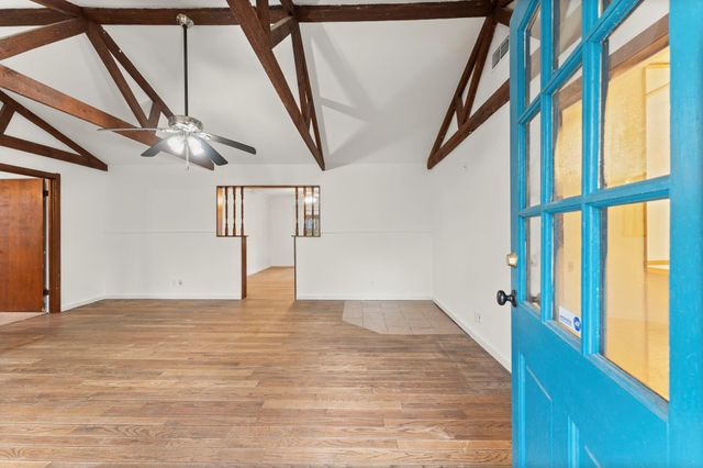 26789 Hanna Road, Oak Ridge North, TX 77385