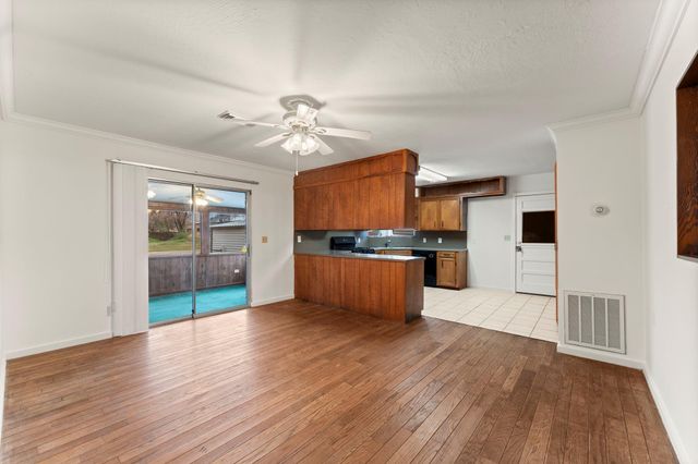 26789 Hanna Road, Oak Ridge North, TX 77385