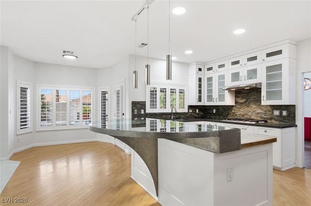 1802 Alisal Court, Henderson, NV 89074