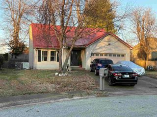 7970 Alexandra Lane, Newburgh, IN 47630