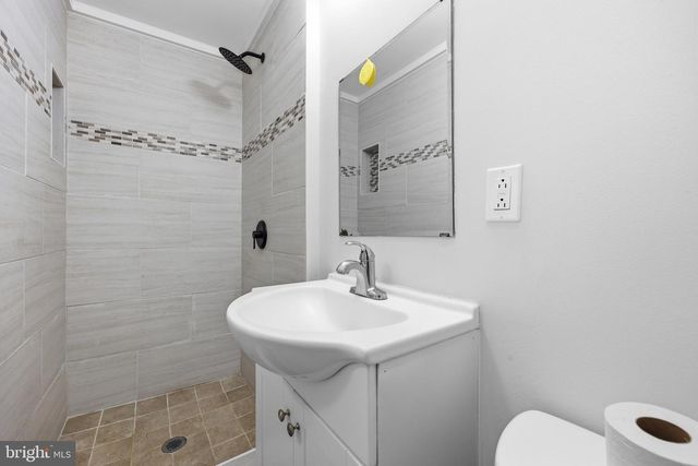 313 E MAIN ST, Thurmont, MD 21788
