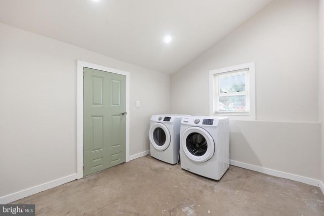 313 E MAIN ST, Thurmont, MD 21788