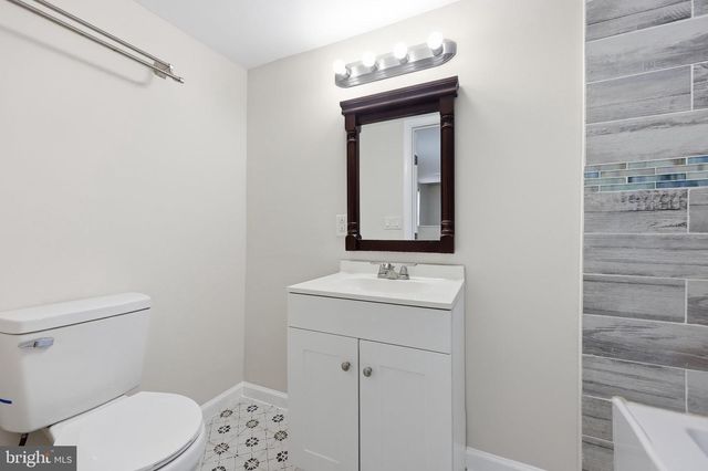 313 E MAIN ST, Thurmont, MD 21788