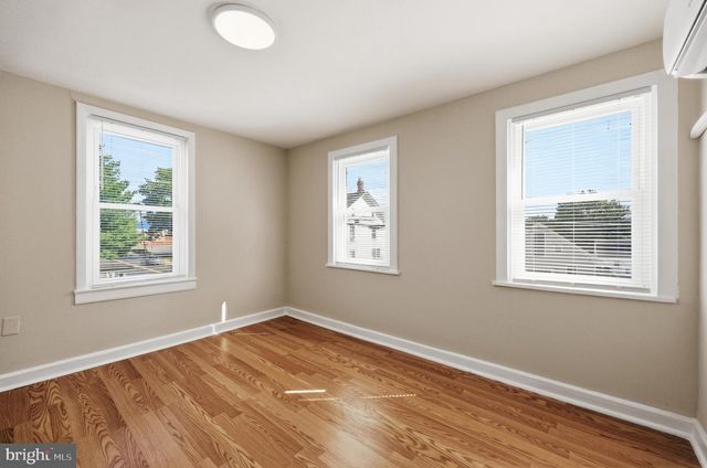 313 E MAIN ST, Thurmont, MD 21788