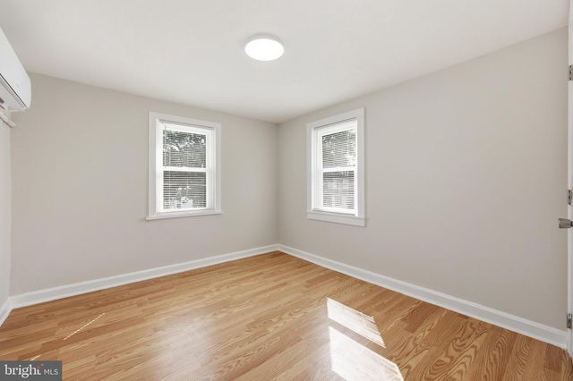 313 E MAIN ST, Thurmont, MD 21788