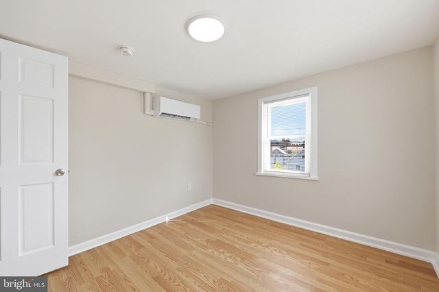 313 E MAIN ST, Thurmont, MD 21788