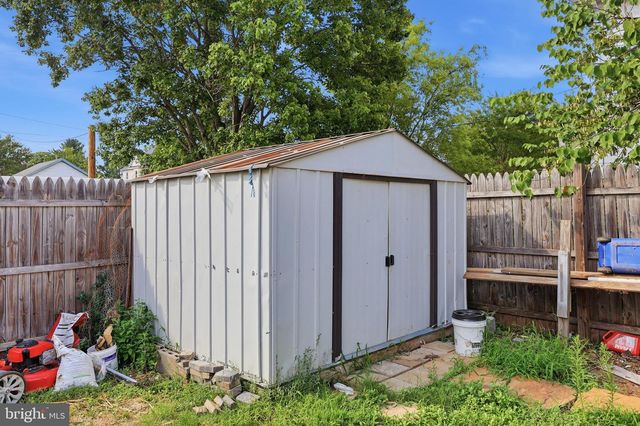 313 E MAIN ST, Thurmont, MD 21788