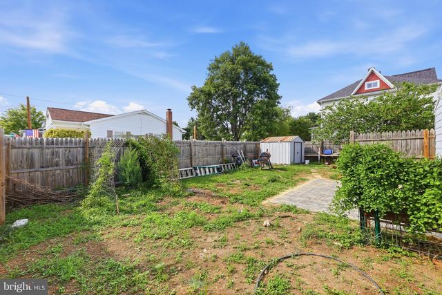 313 E MAIN ST, Thurmont, MD 21788