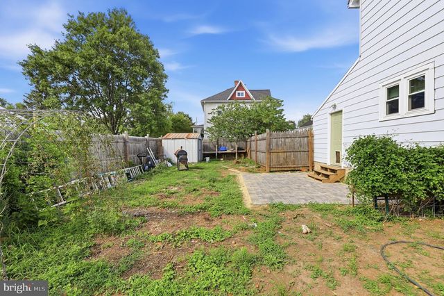 313 E MAIN ST, Thurmont, MD 21788