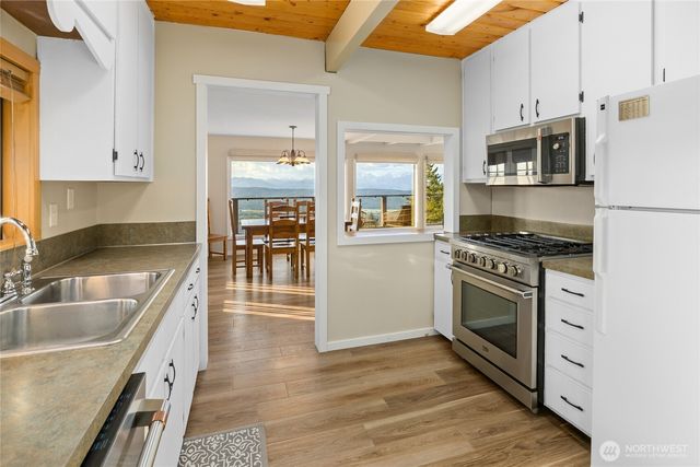811 Horse Heaven Road, Cle Elum, WA 98922
