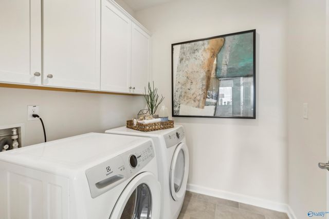 139 Harvest Moon Drive, New Market, AL 35749