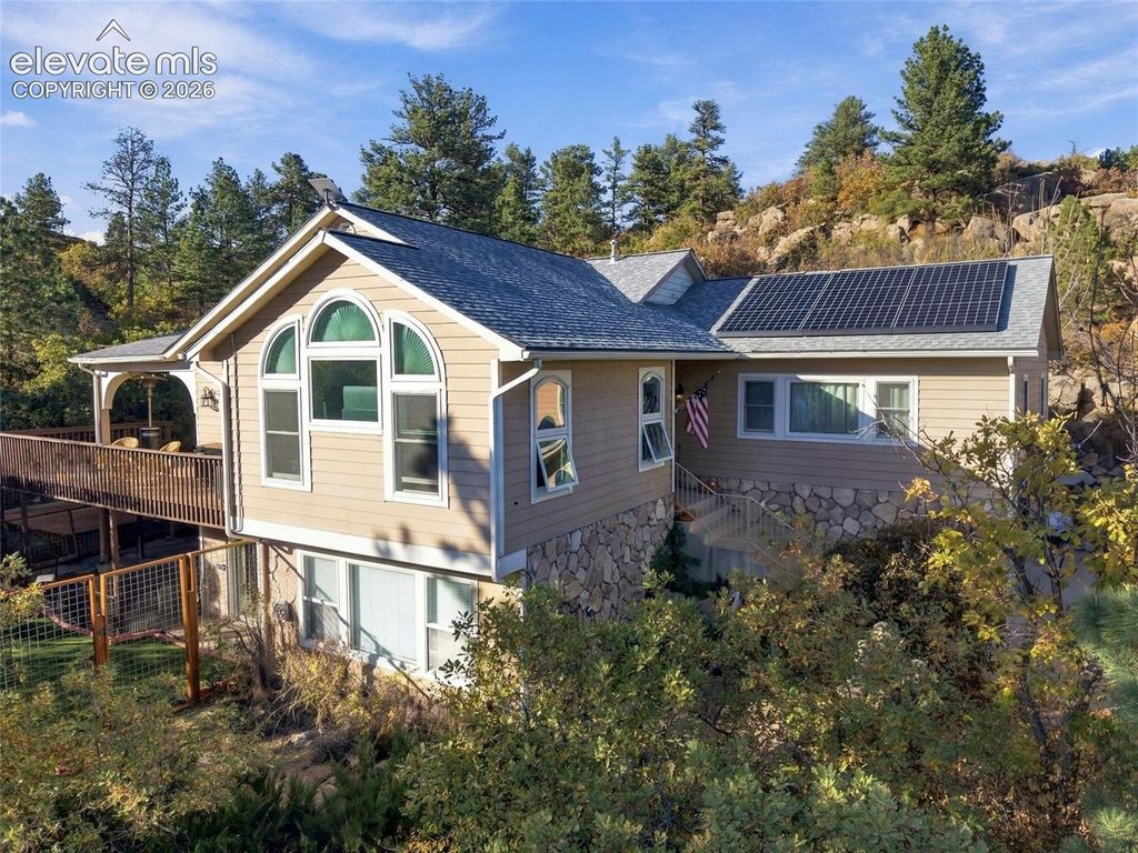 395 Dawson Court, Castle Rock, CO 80104 — exterior