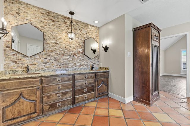 7632 Tallow Drive, Irving, TX 75063