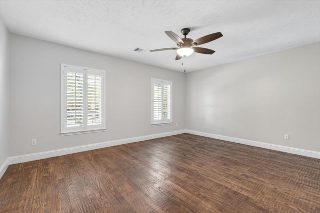 7632 Tallow Drive, Irving, TX 75063