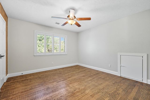 7632 Tallow Drive, Irving, TX 75063