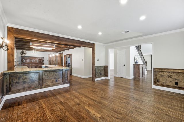 7632 Tallow Drive, Irving, TX 75063