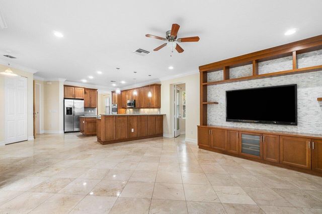 8440 Serena Creek Avenue, Boynton Beach, FL 33473