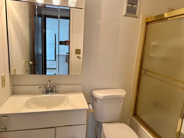 1624 Crestline Drive, Clinton, IA 57232