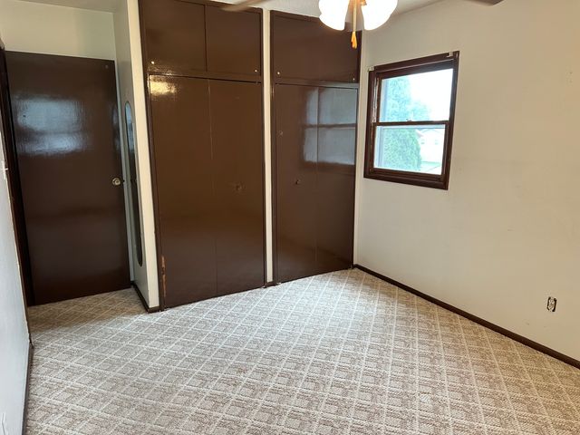 1624 Crestline Drive, Clinton, IA 57232